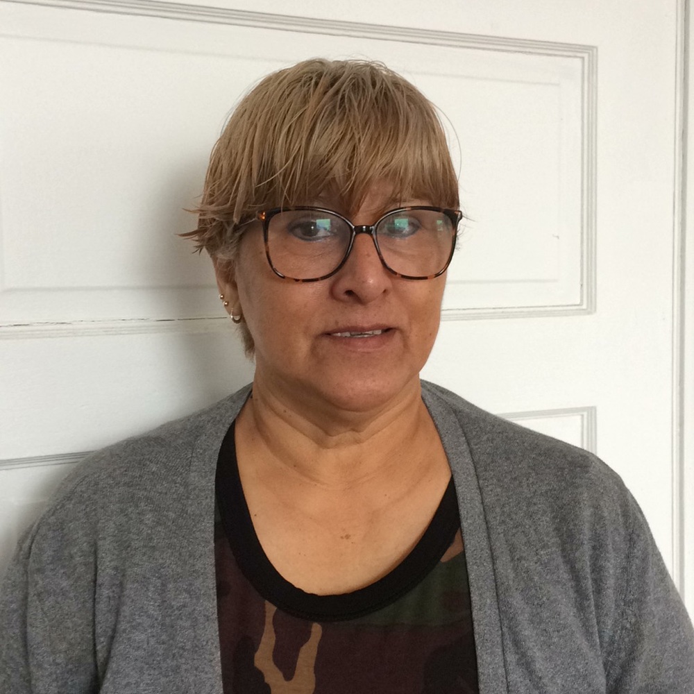 Meet your Posher, Enelda